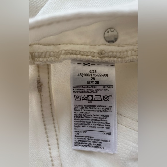 NWT, Gap Denim- Ecru/Ivory High Waist Button Up Denim Mini Skirt, Size 6/28 - Picture 5 of 6